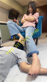 dkc135zkcm0.jpg