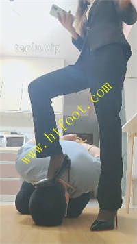 b4jt0552wft.jpg