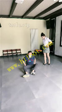 b20nztlc3nk.jpg