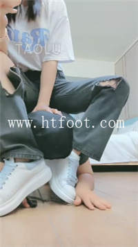 iseuo3tnci3.jpg