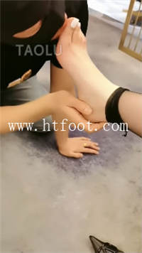 agy1vfx0ksn.jpg