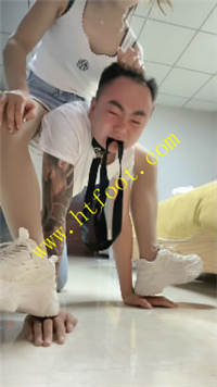 w4knal2cdo0.jpg