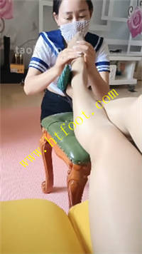 4vvyzwfucl0.jpg
