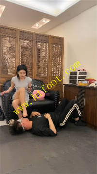 nq0lrxe53d3.jpg