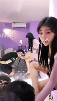 oubuj30q5vn.jpg