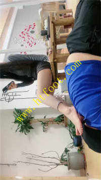 bpbk1aaejvp.jpg