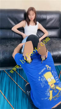 kyz42xyy132.jpg