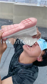 t00p341lttn.jpg