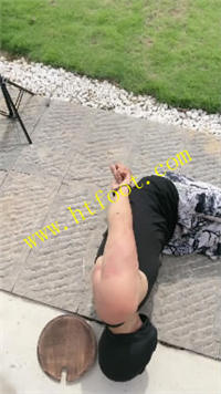 kawst1bx2qa.jpg