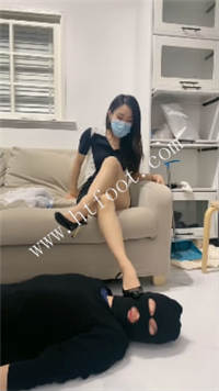 0zua0njyaxo.jpg