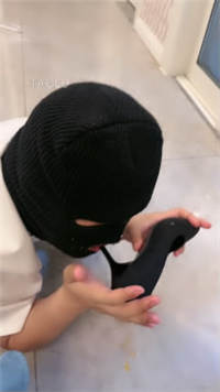 0oqo45xlqgy.jpg