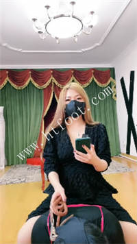 wzno12qqqot.jpg