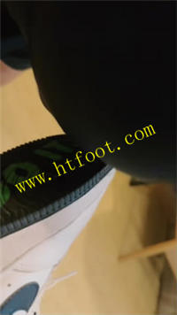 ddxn05qwfyo.jpg