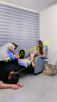 q1m1cyq5qx2.jpg