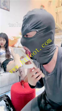 vcy33ie3ugf.jpg
