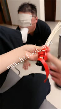 fe4i5netga5.jpg