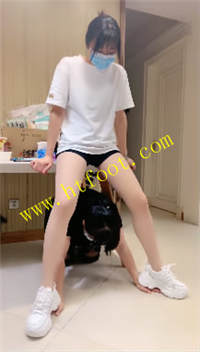 uxu2dy52odo.jpg