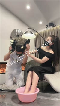 13hxo3qrcb1.jpg
