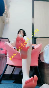 lvii4w33weq.jpg