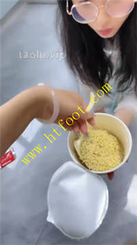 u4qcoxmxkxo.jpg