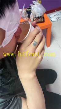 iry1oi1h5lv.jpg