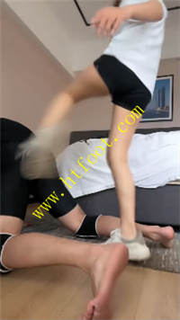 gnwrrxd5dsk.jpg