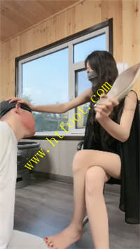 qcux12maufw.jpg