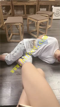 b3qmj5aa1vt.jpg
