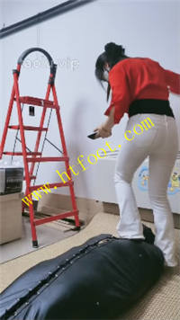 lg23o4aybcs.jpg