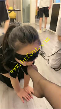 er4q5yxr5p0.jpg