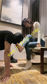 bifioecdeg0.jpg