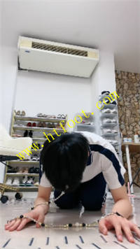 uezi11i0mus.jpg