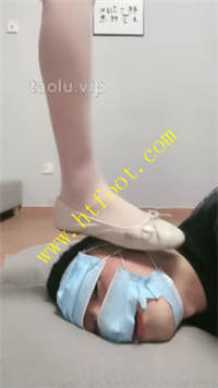 yt2ukrmv1an.jpg