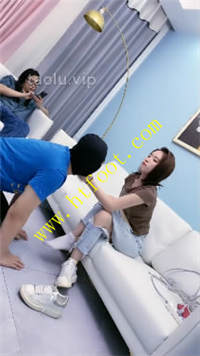 14gu5ls1nzz.jpg