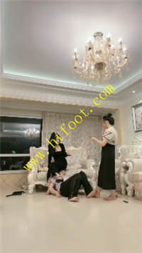 qainct141cr.jpg