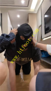 uvu2vy3agvo.jpg