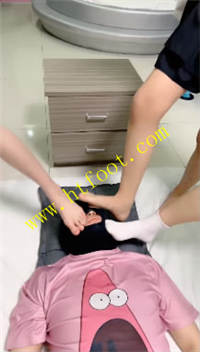 4e5ymkf4nxa.jpg
