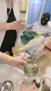 yfaqb2rh1sy.jpg