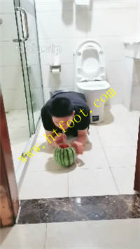 wjn1obylg13.jpg