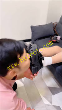 ww02wl1xsgm.jpg