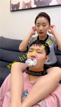 xfhxwc4t44b.jpg