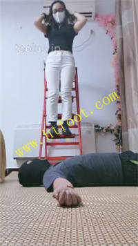 zmsoc1hyp3m.jpg