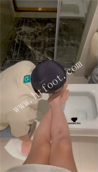 5wbiwt03y12.jpg