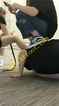 s4dkej04rt4.jpg
