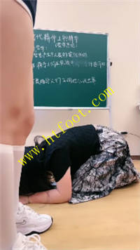 kp00ar4db0w.jpg