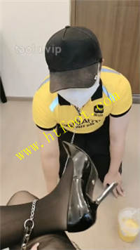 d01cl32wxc0.jpg