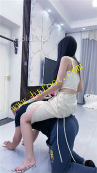 lhhrgaqibde.jpg