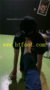 y541fhcc3j3.jpg