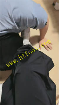 yfdzx0eet12.jpg