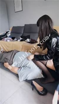 qqu33ru5wee.jpg